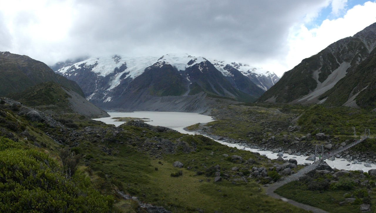 005 Mount Cook Hooker Valley Swing Bridge Glacier