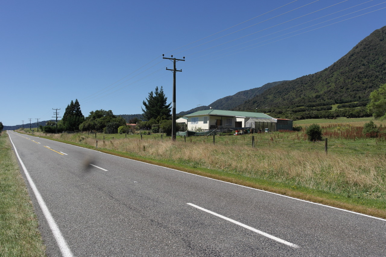 Die Leute wohnen hier wohl so ziemlich am abgelegensten in NZ.