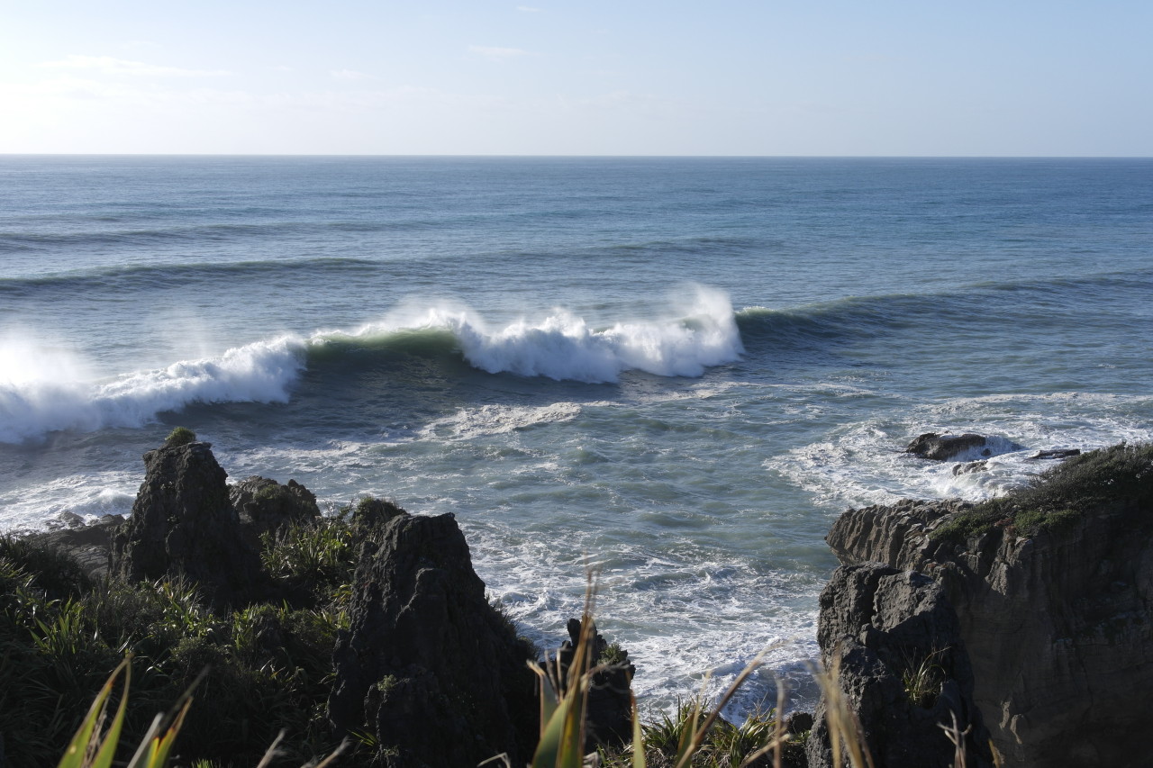 019 Punakaiki Pancake Rocks Cliffs Wave