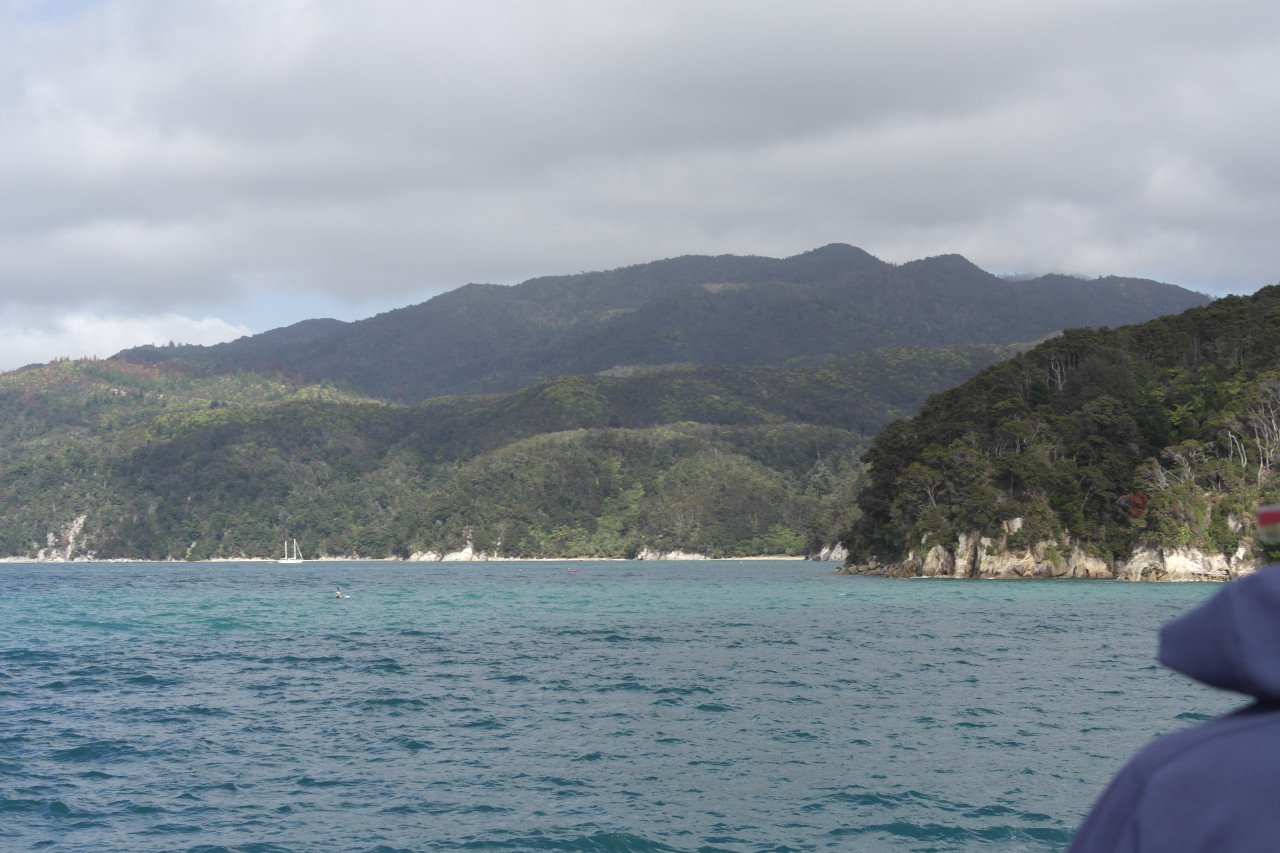 022 Abel Tasman Water Taxi Cliffs Mountains