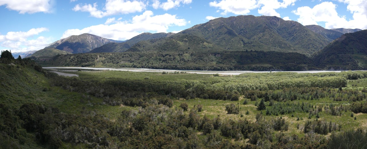 024 To Christchurch Lewis River Valley Pano